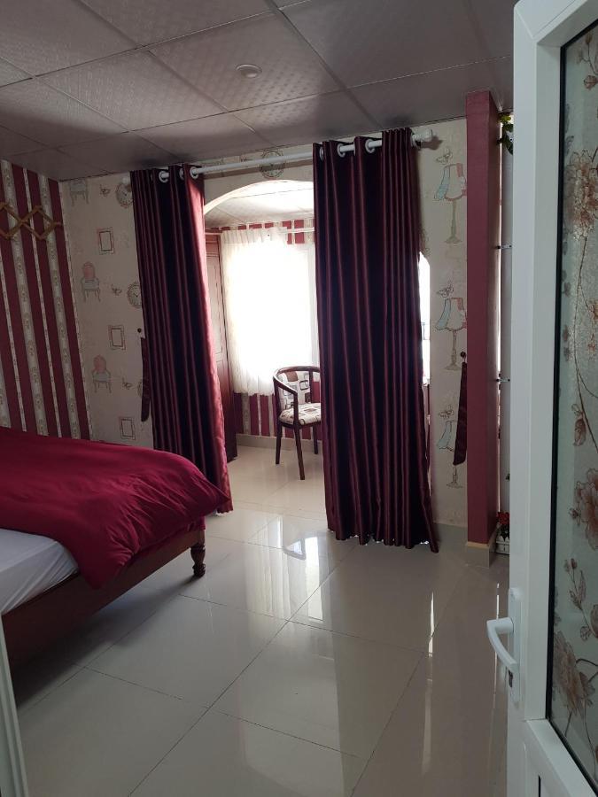Forelsket Rosa Da Lat Exterior foto